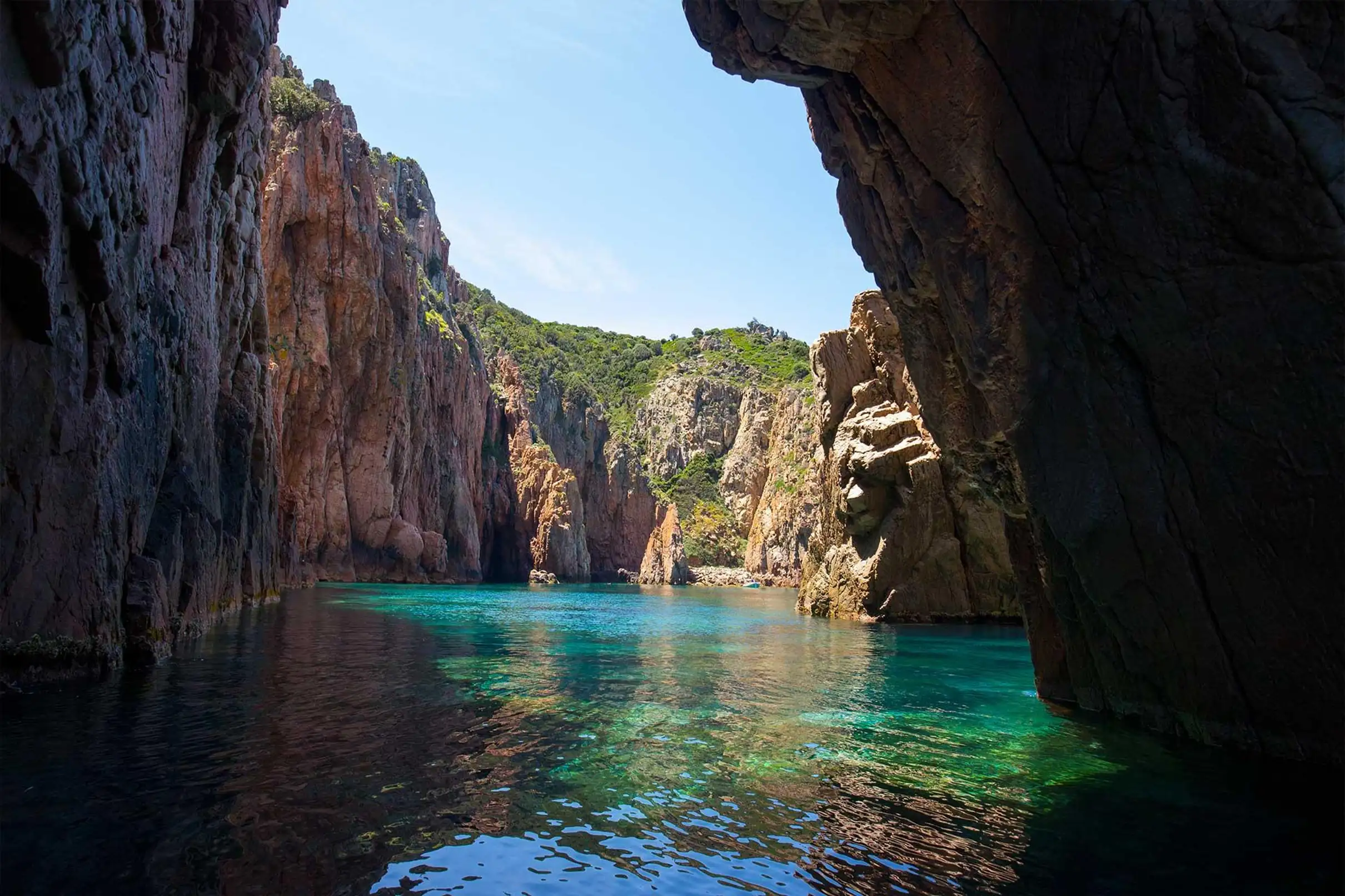 Corse : excursion en mer guidée au départ de Porto Ota