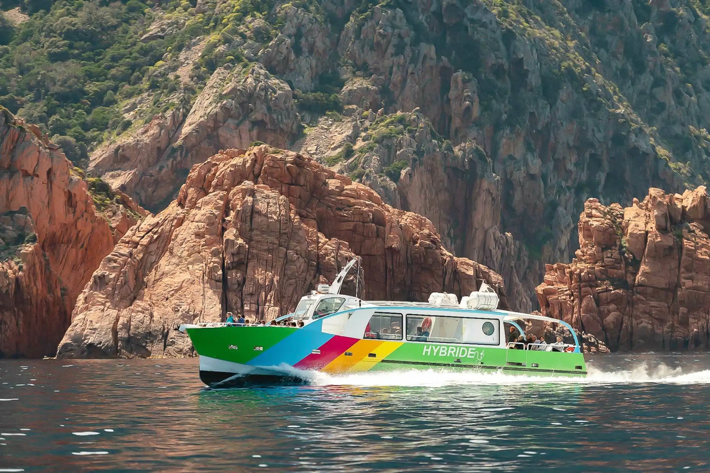 Corse : excursion en mer guidée au départ de Porto Ota