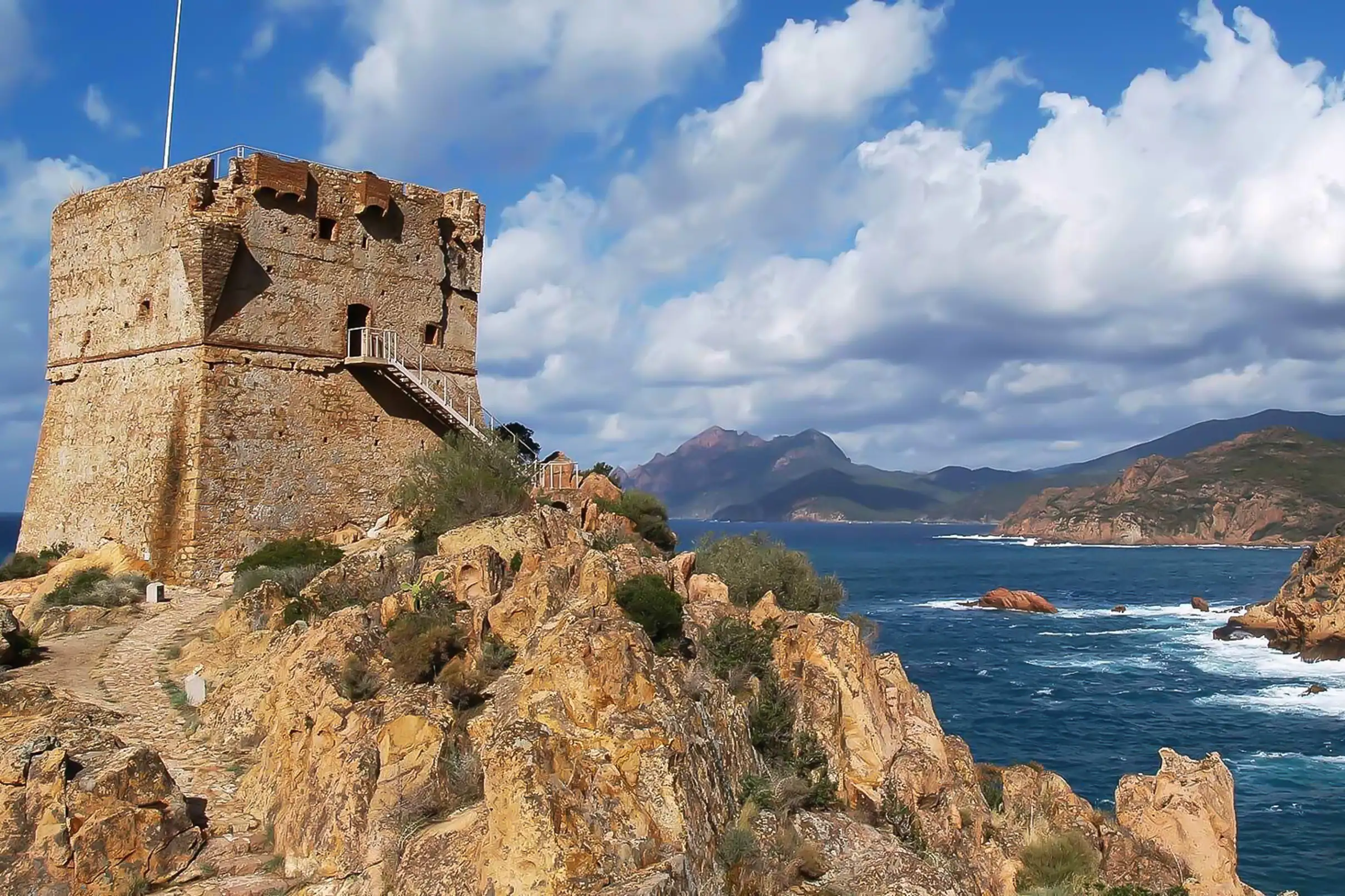 Corse : excursion en mer guidée au départ de Porto Ota