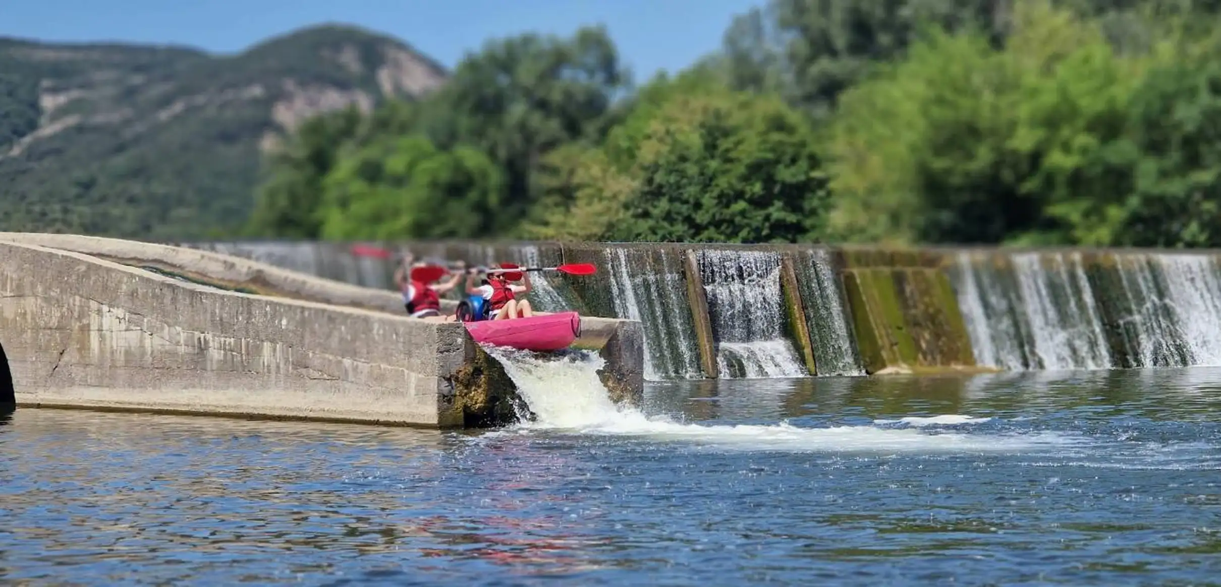 Mini Descente de l Ardeche avec passage sous le pont d arc en temps libre !