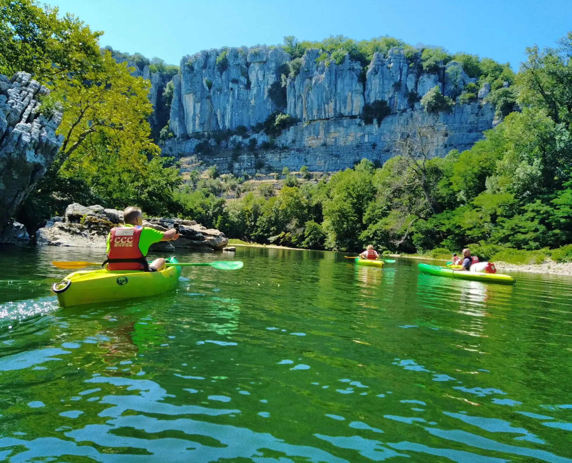 Journée Combo Rando & Canoë en Famille avec Guide en Ardèche