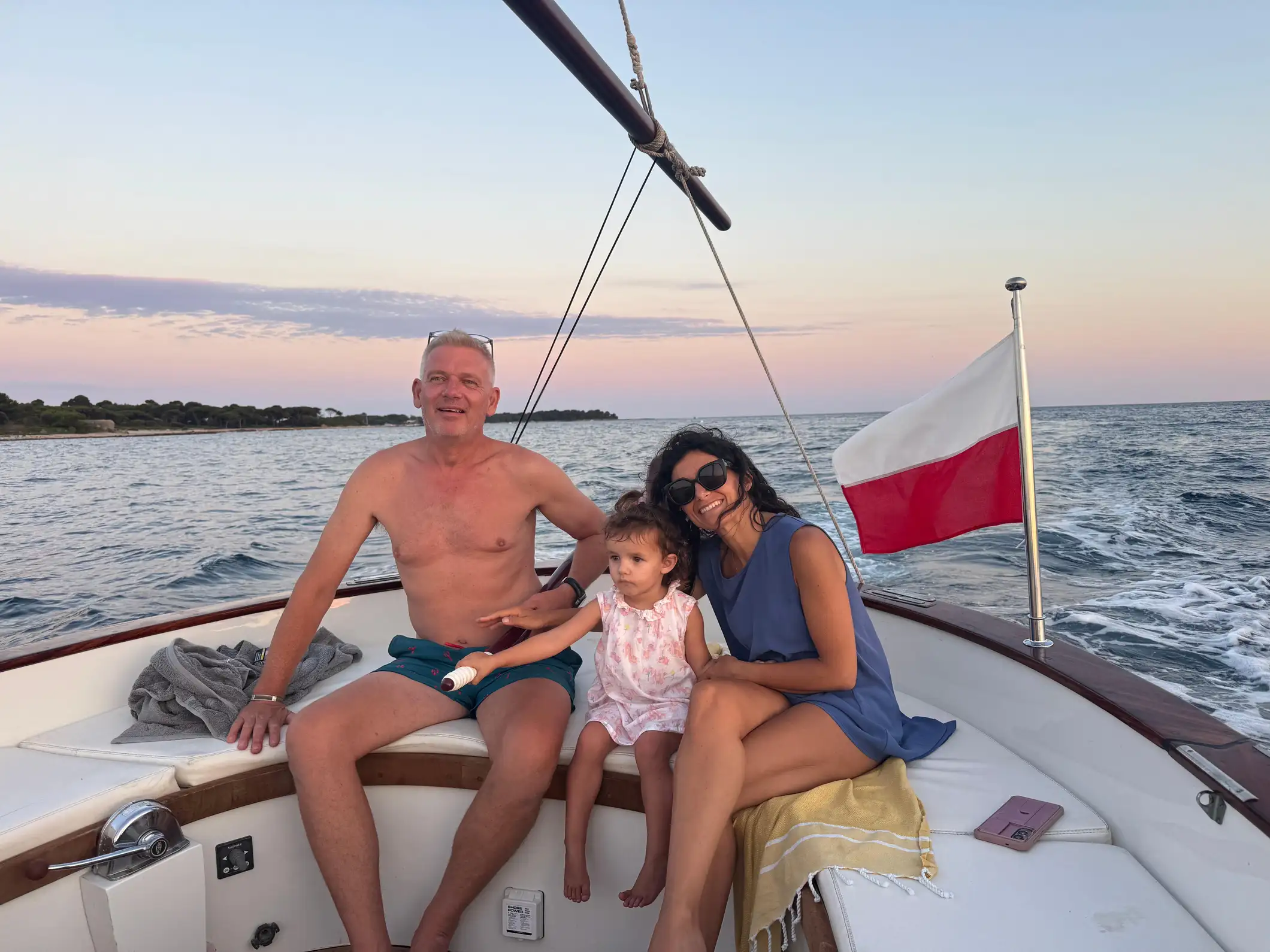 Croisière privée à Cannes avec capitaine et activités nautiques