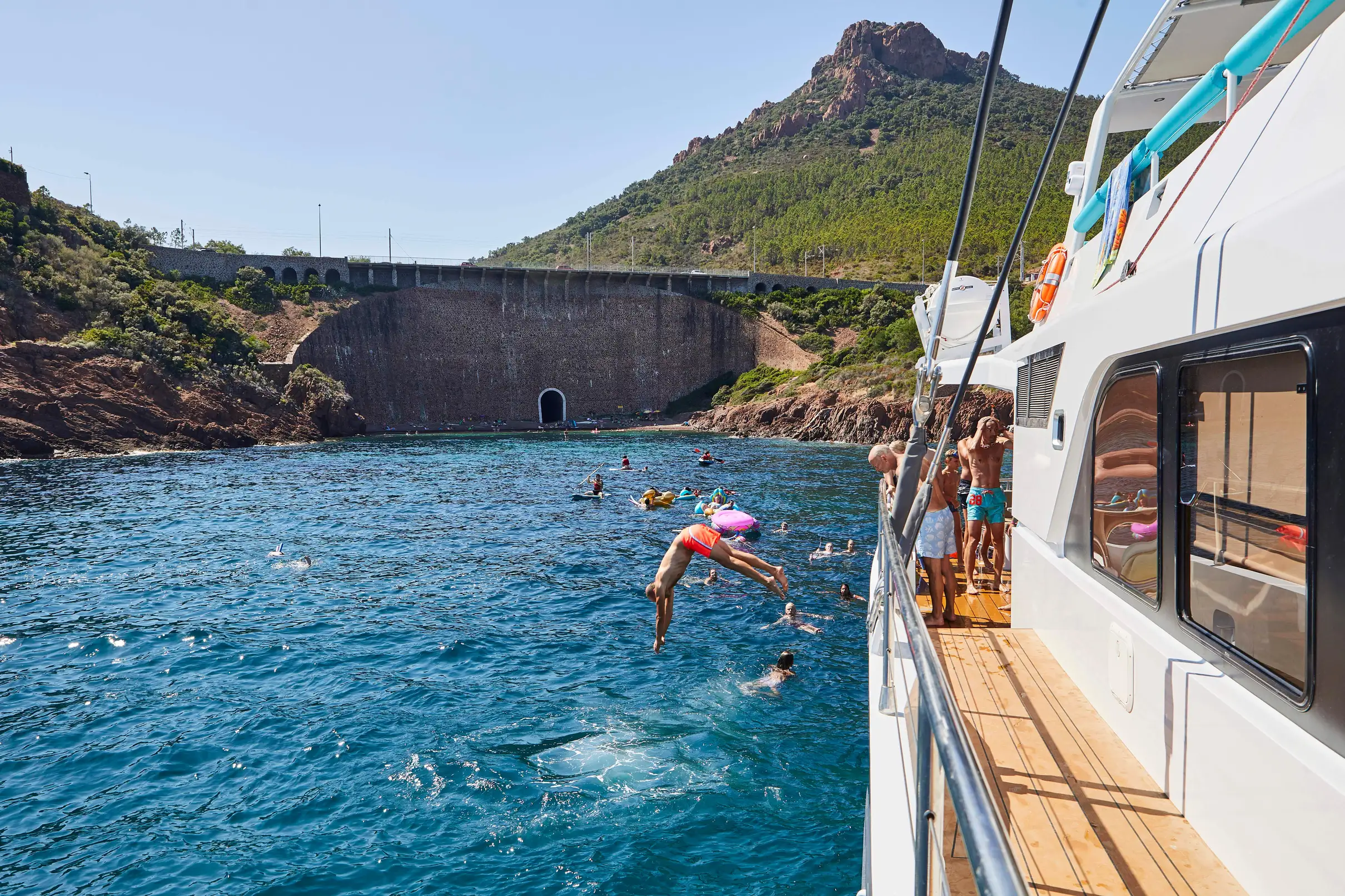 Cannes : Croisière en catamaran d'une demi-journée