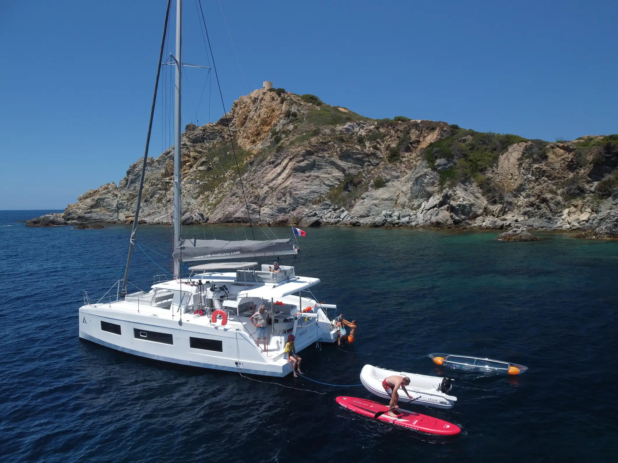 Départ de Six-Fours-les-Plages, Brusc : croisière en catamaran au coucher du soleil