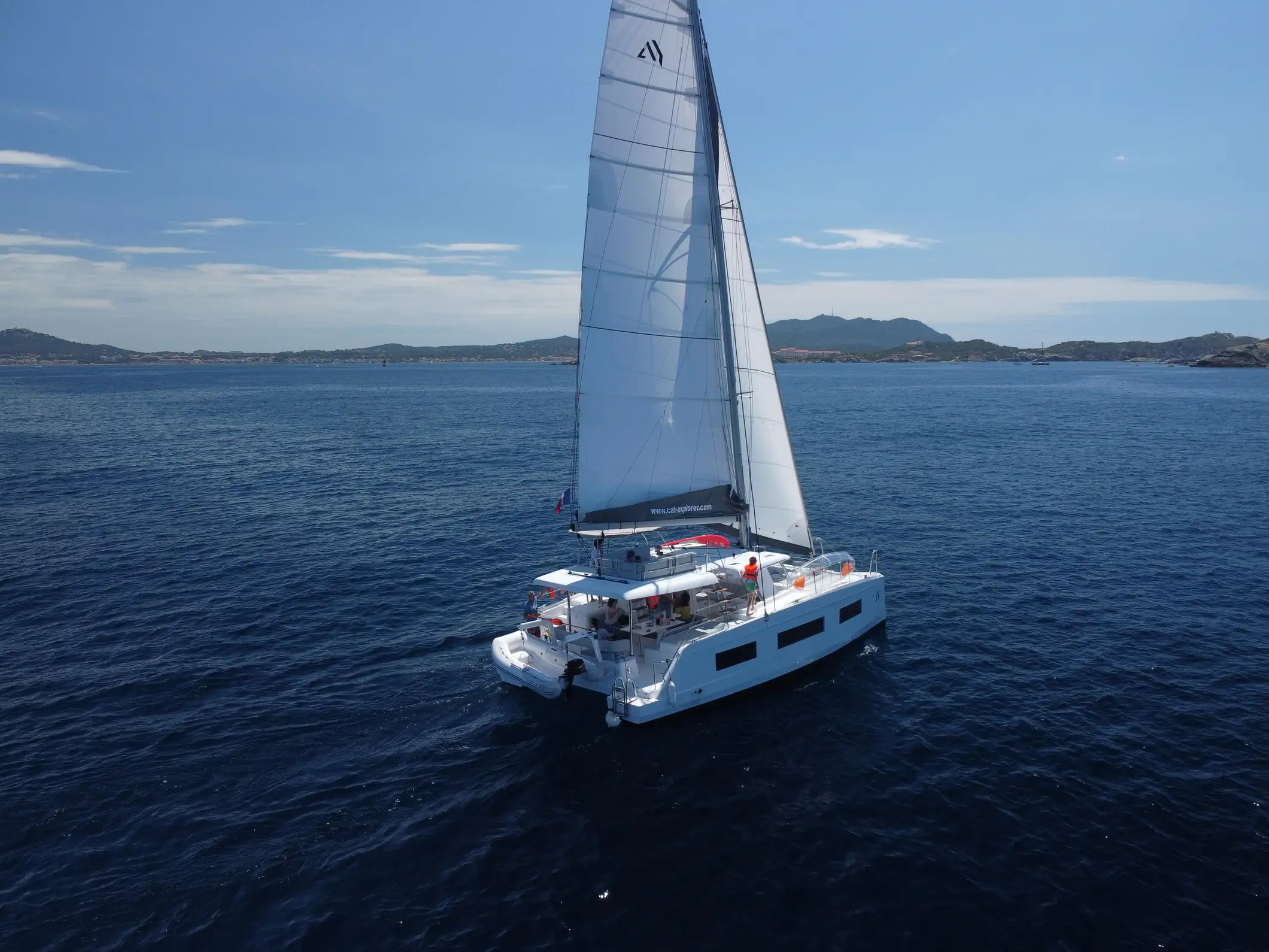 Départ de Six-Fours-les-Plages, Brusc : croisière en catamaran au coucher du soleil