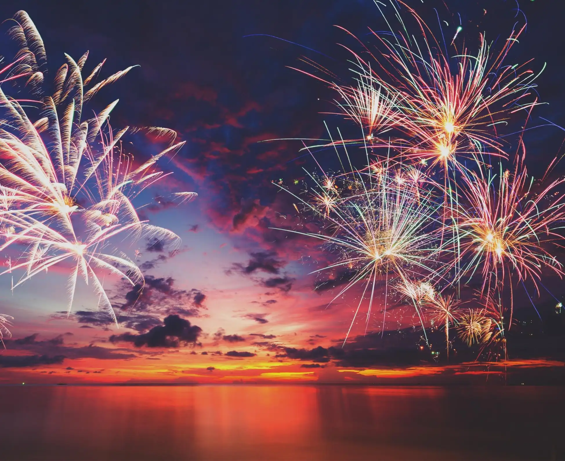 Fréjus : soirée feu d’artifice en catamaran avec apéritif dinatoire