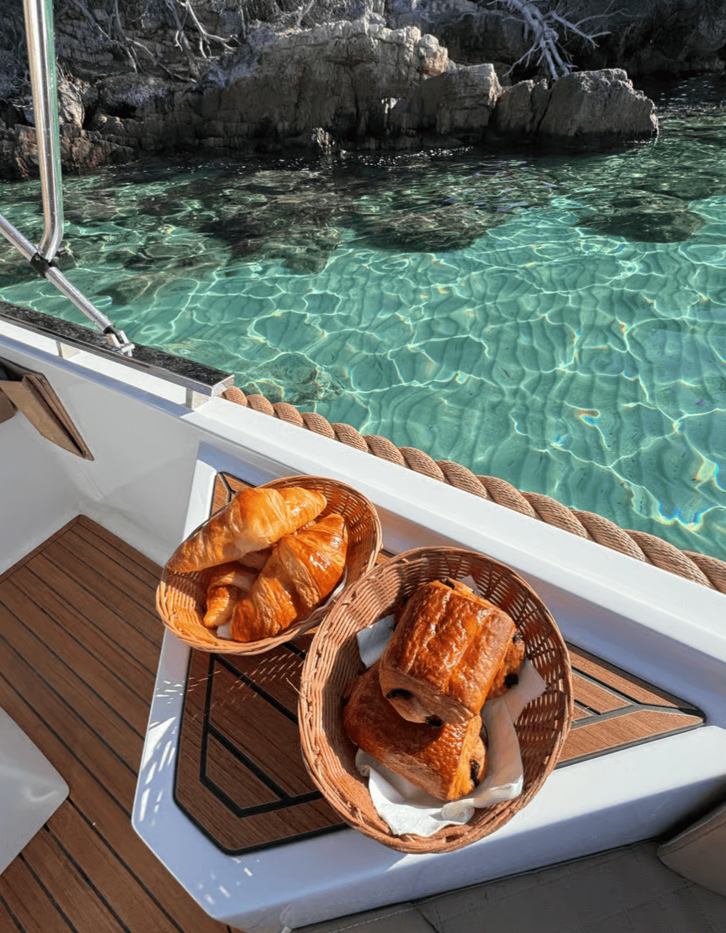 Mandelieu la Napoule : Location de Bateau Sans Permis Luxe