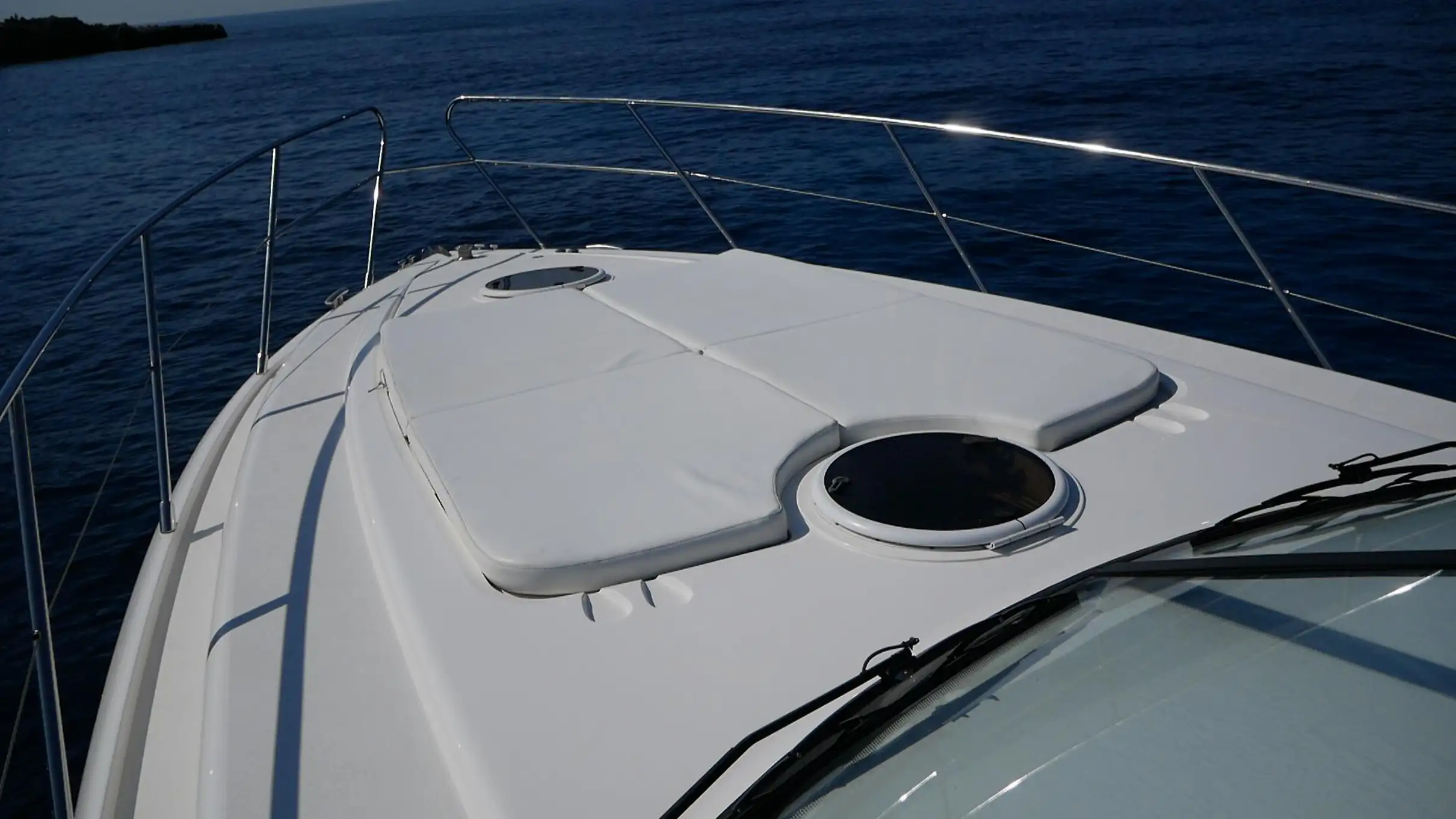 Antibes : sortie privée en yacht avec skipper