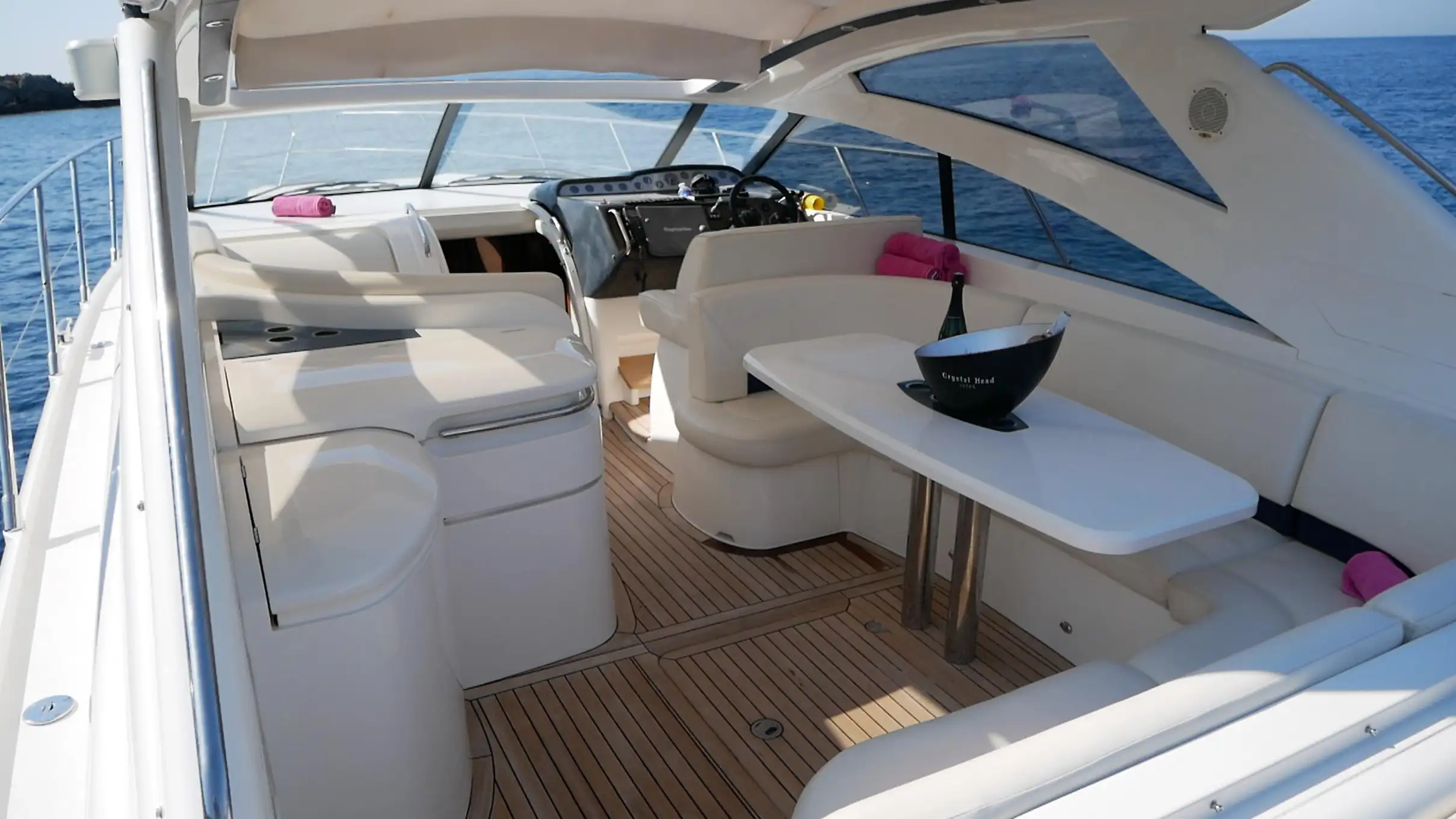 Antibes : sortie privée en yacht avec skipper