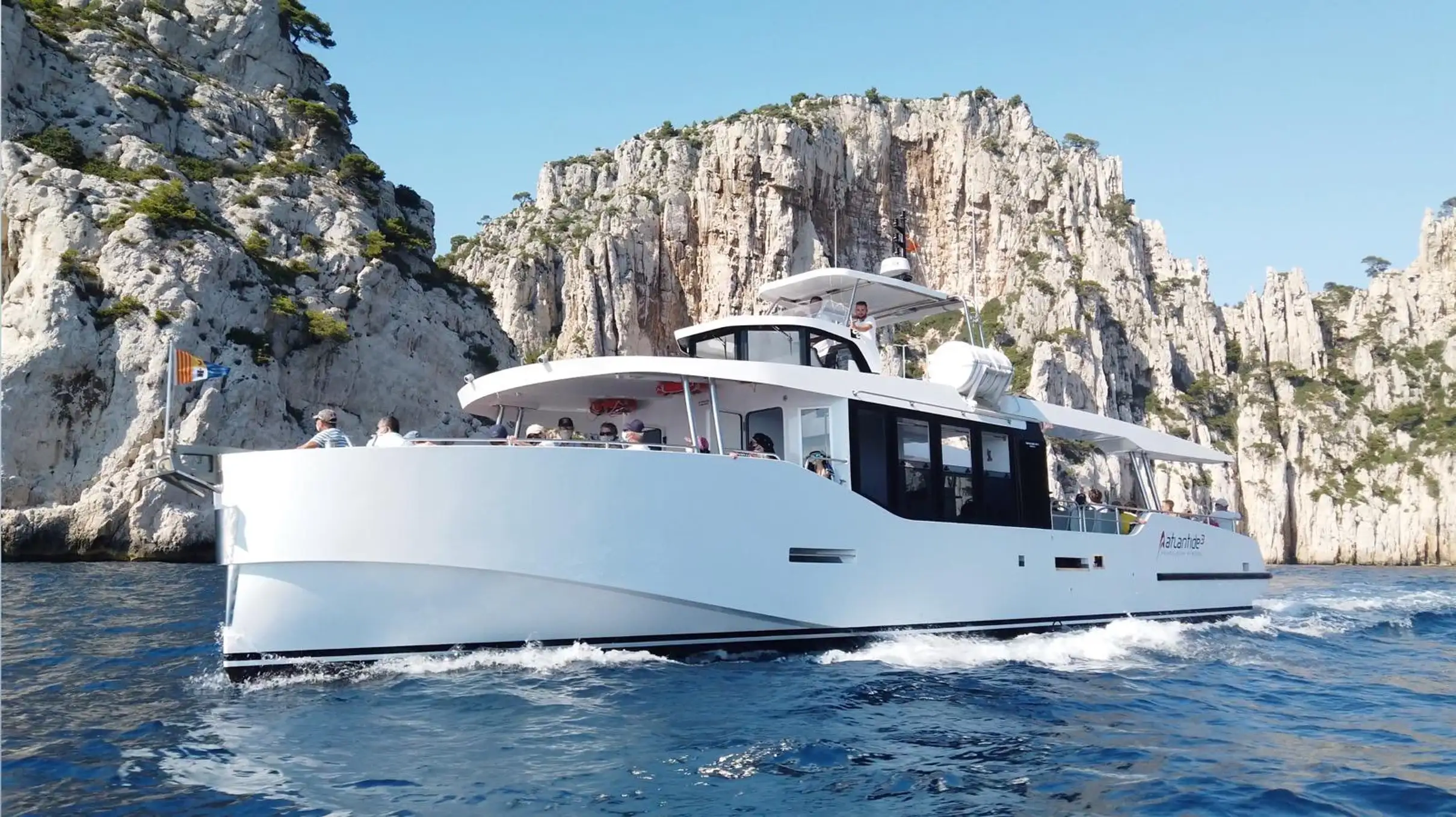 Depuis Bandol: Visite des 7 calanques de Cassis & Marseille (02h30 en mer)