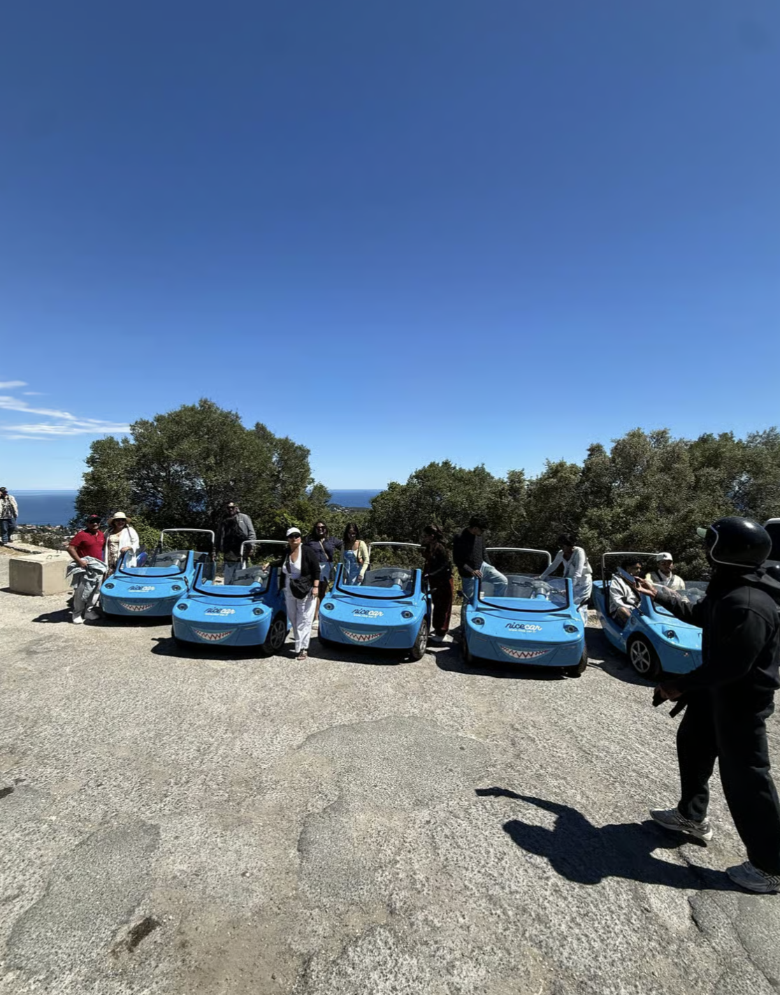 Nice : visite guidée panoramique de la Côte d'Azur en voiture électrique décapotable
