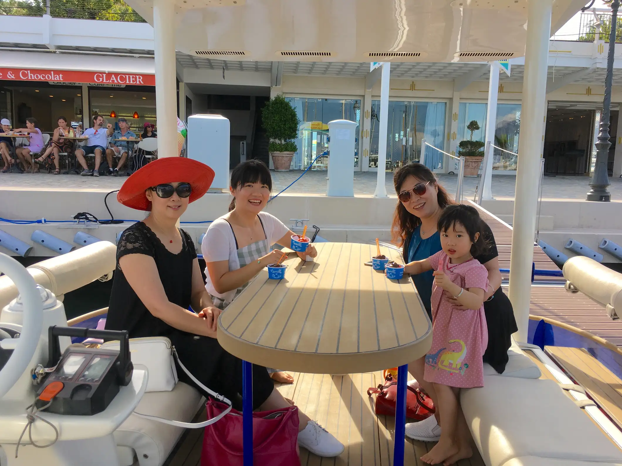 Nice : visite exclusive - Bateaux solaires exceptionnels - Capitaine professionnel