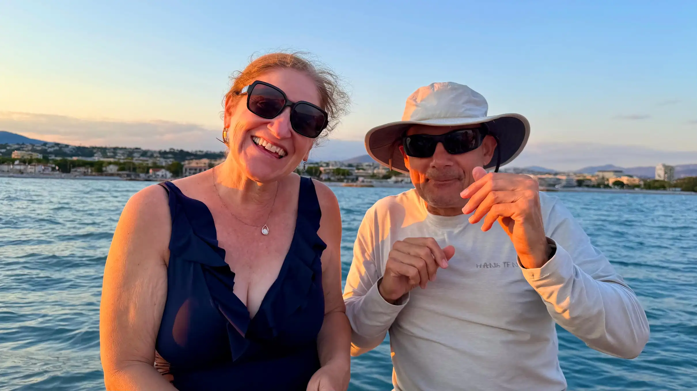 Cagnes : croisière au coucher du soleil sur la Riviera avec baignade et snorkeling
