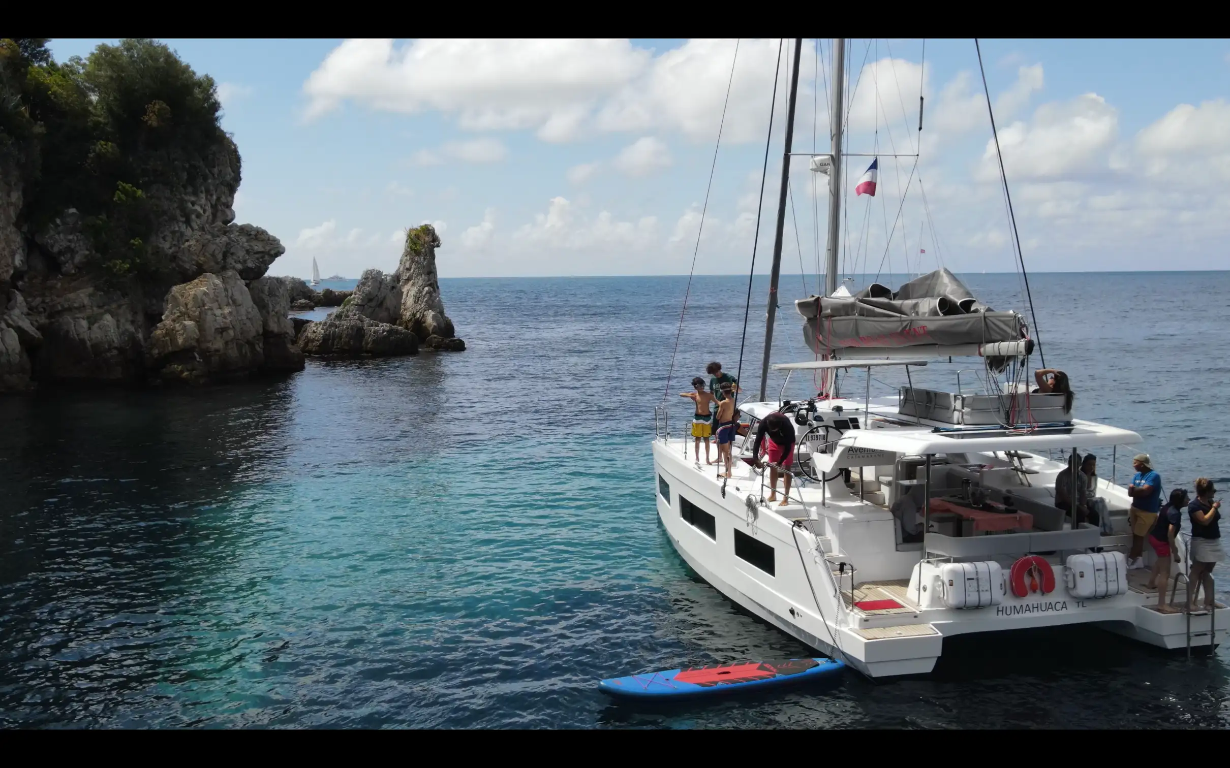 Villeneuve-Loubet : Croisière Catamaran journée petits groupes