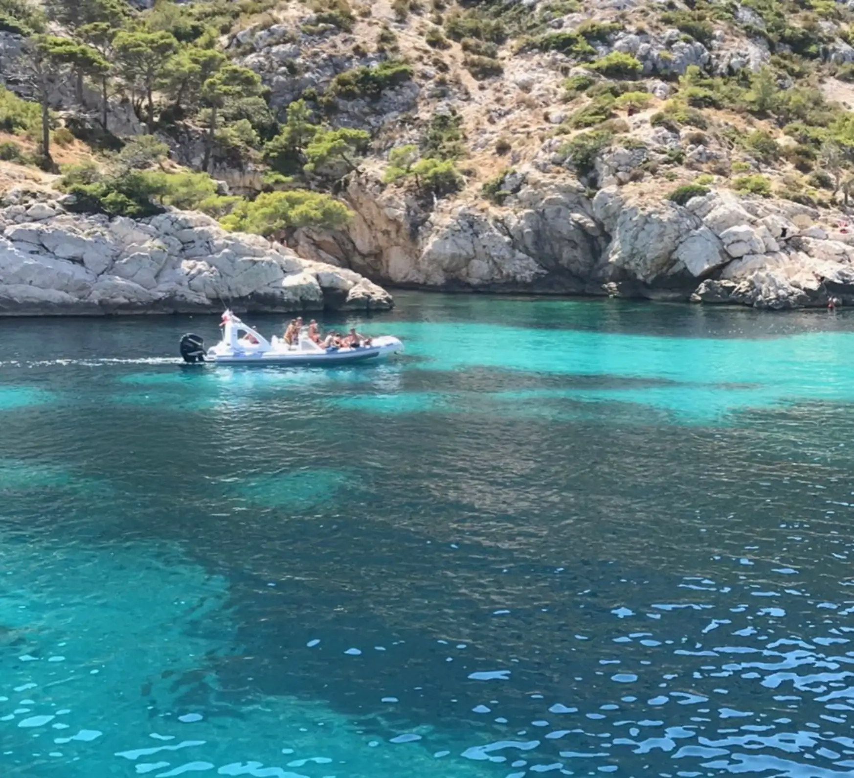 La Ciotat : sortie en bateau l'après-midi dans les calanques avec snorkeling