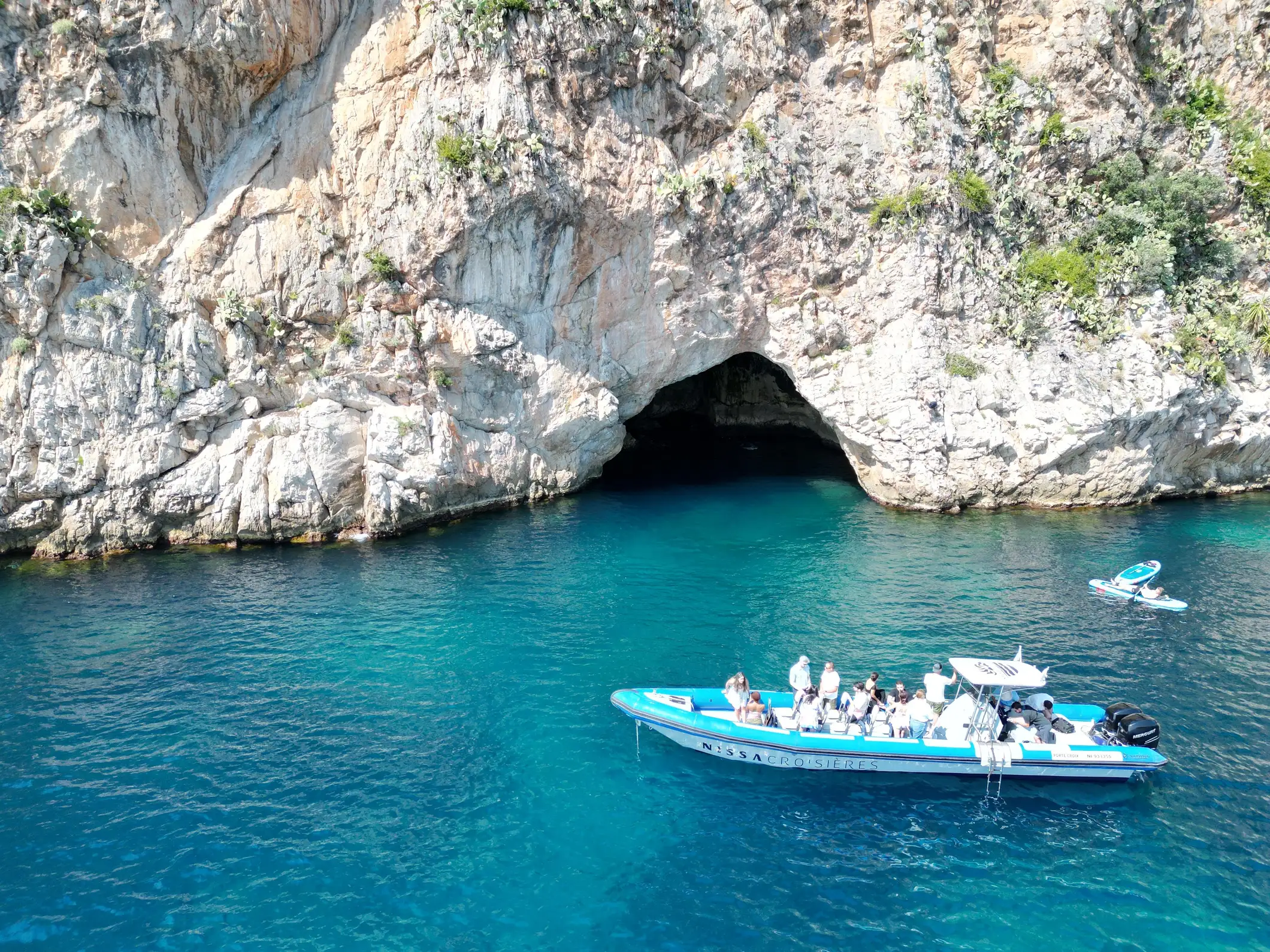 Nice : sortie en bateau sur la Côte d'Azur secrète vers la grotte de Mala avec plongée en apnée