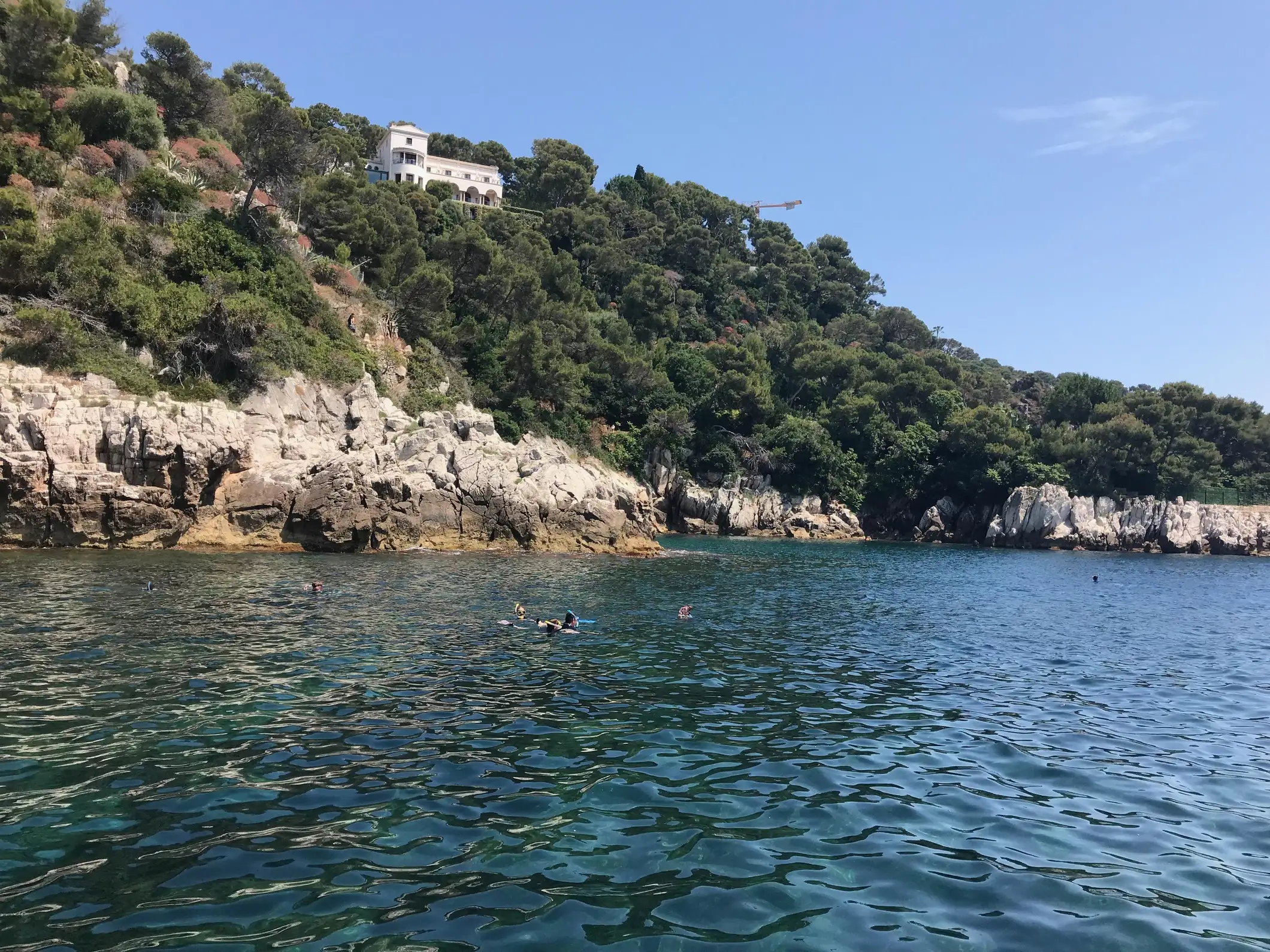 Depuis Nice : sortie en bateau, baignade et snorkeling dans la baie de Villefranche