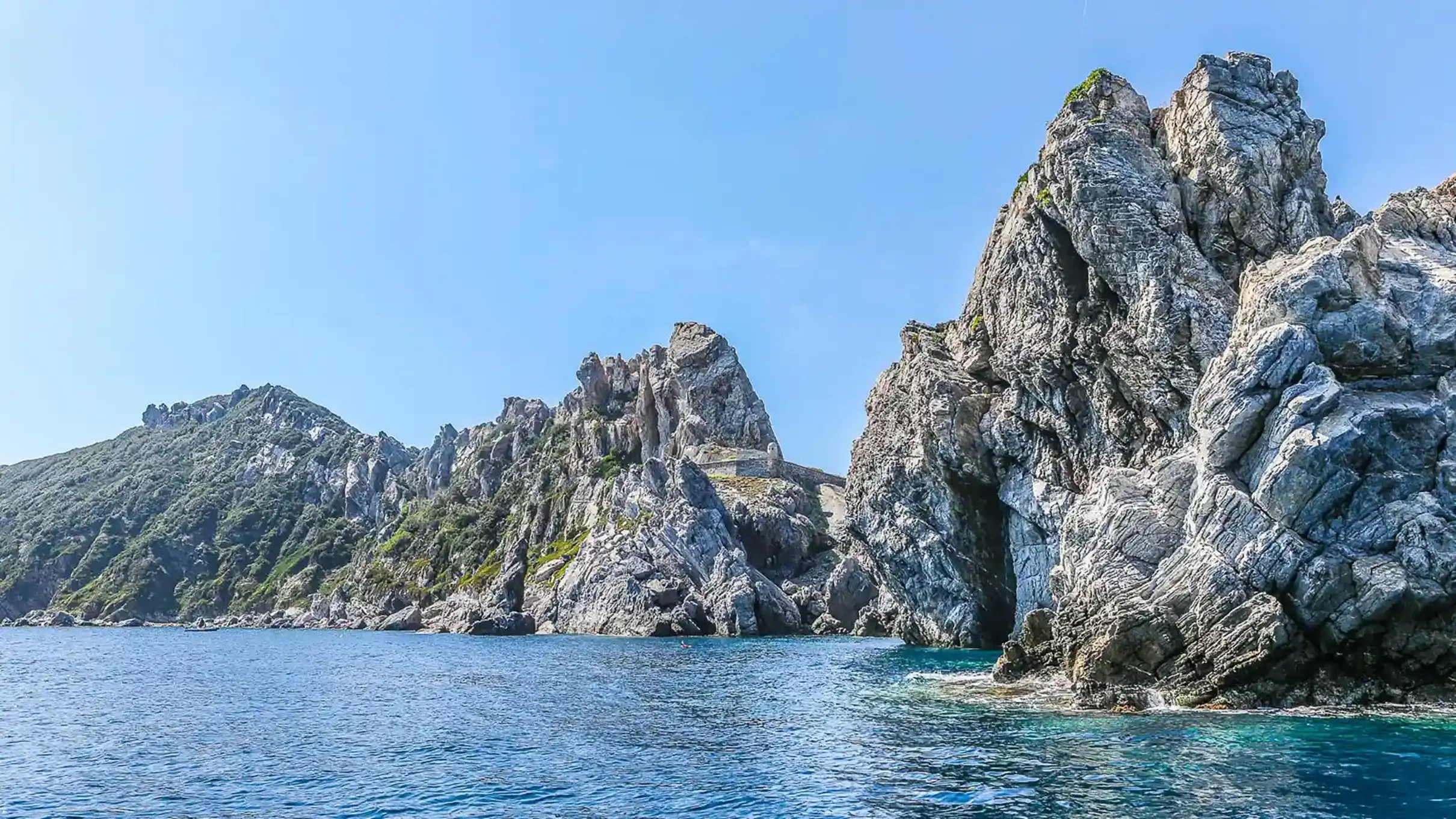 Bormes-les-Mimosas: Excursion en bateau Hybride pour l'île de Porquerolles
