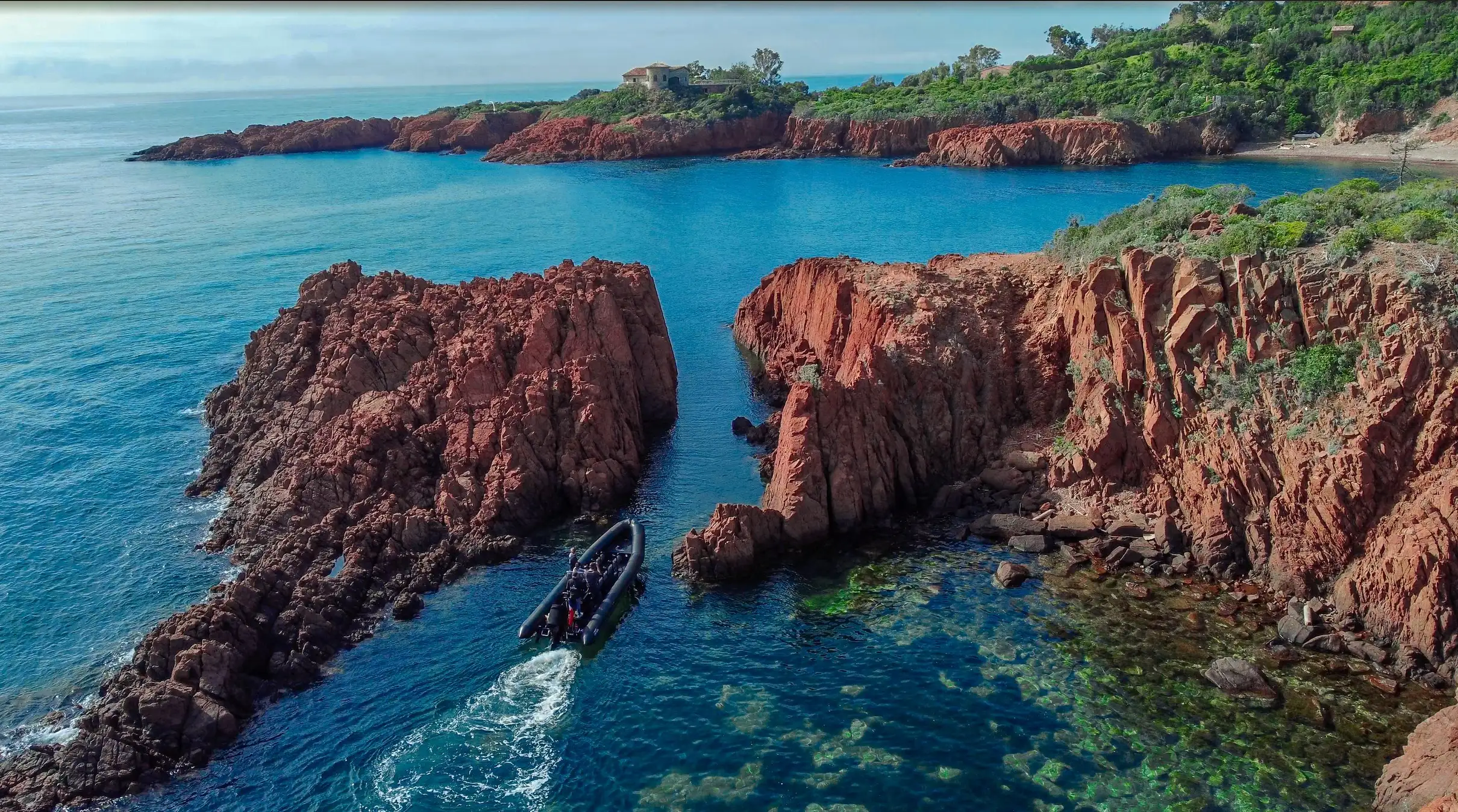 Cannes : excursion en bateau dans la réserve naturelle des calanques d'Estérel