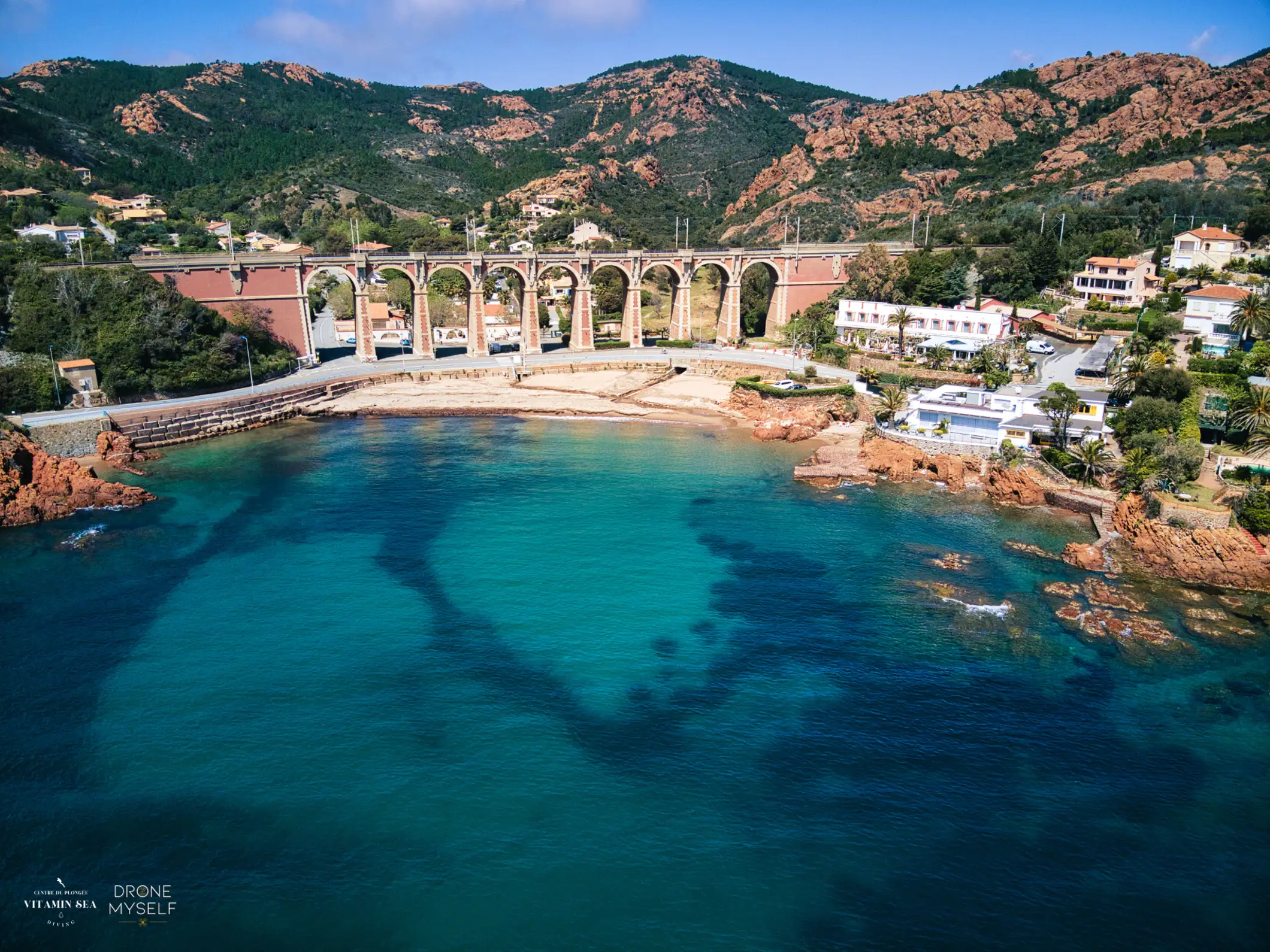Saint-Raphaël: Croisière en bateau & baignade dans les criques de l'Esterel