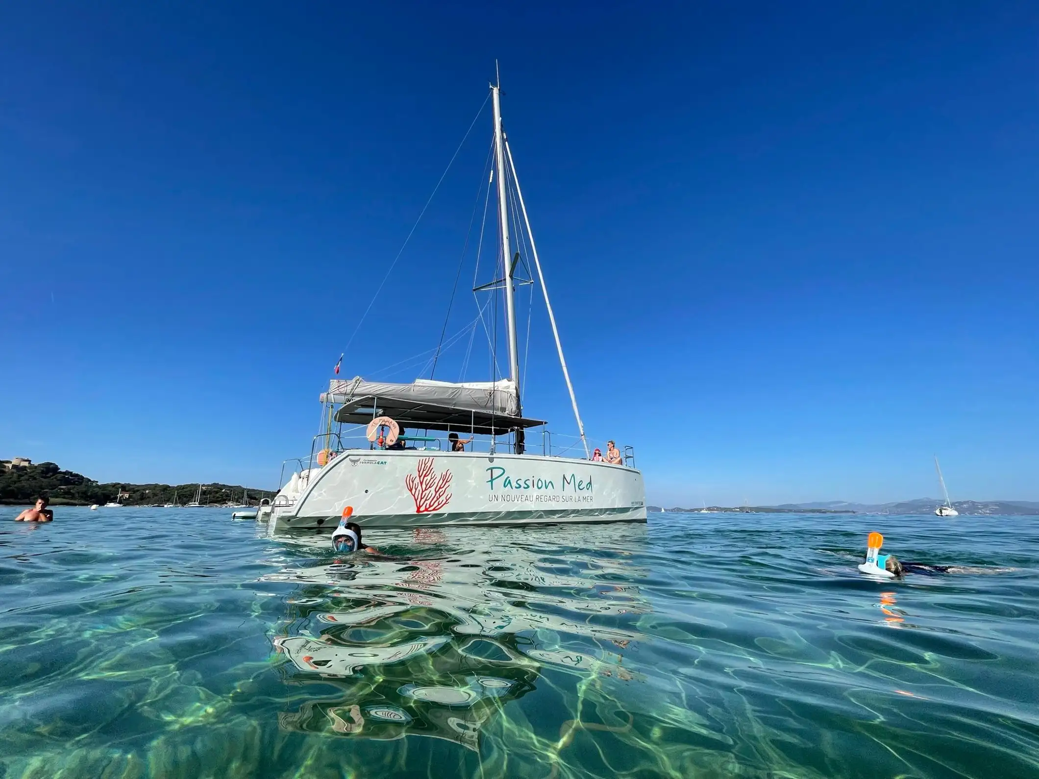 Découverte 2h en catamaran Presqu'île de Giens - Porquerolles