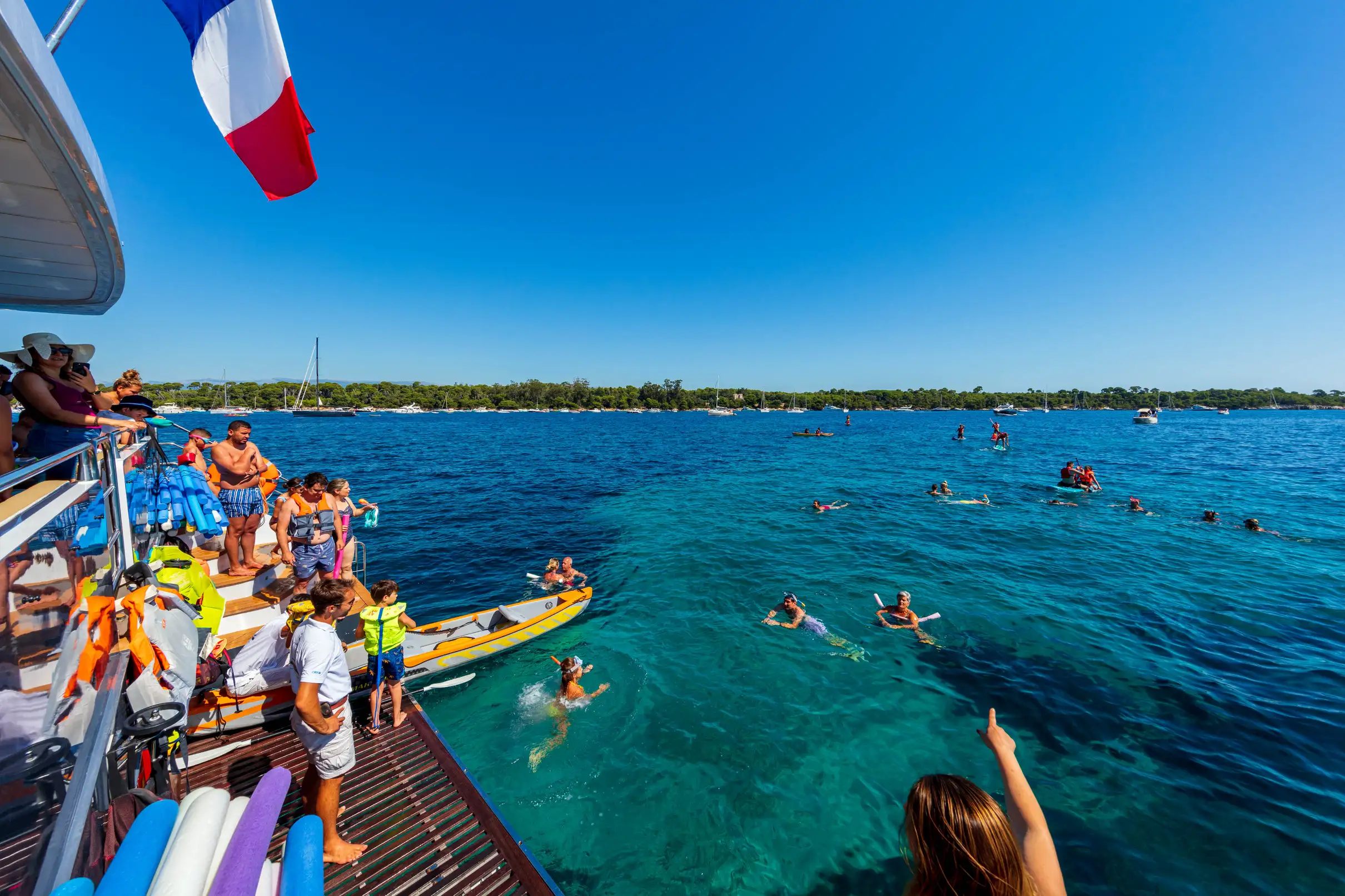 Croisière en catamaran d'une journée au départ de Cannes