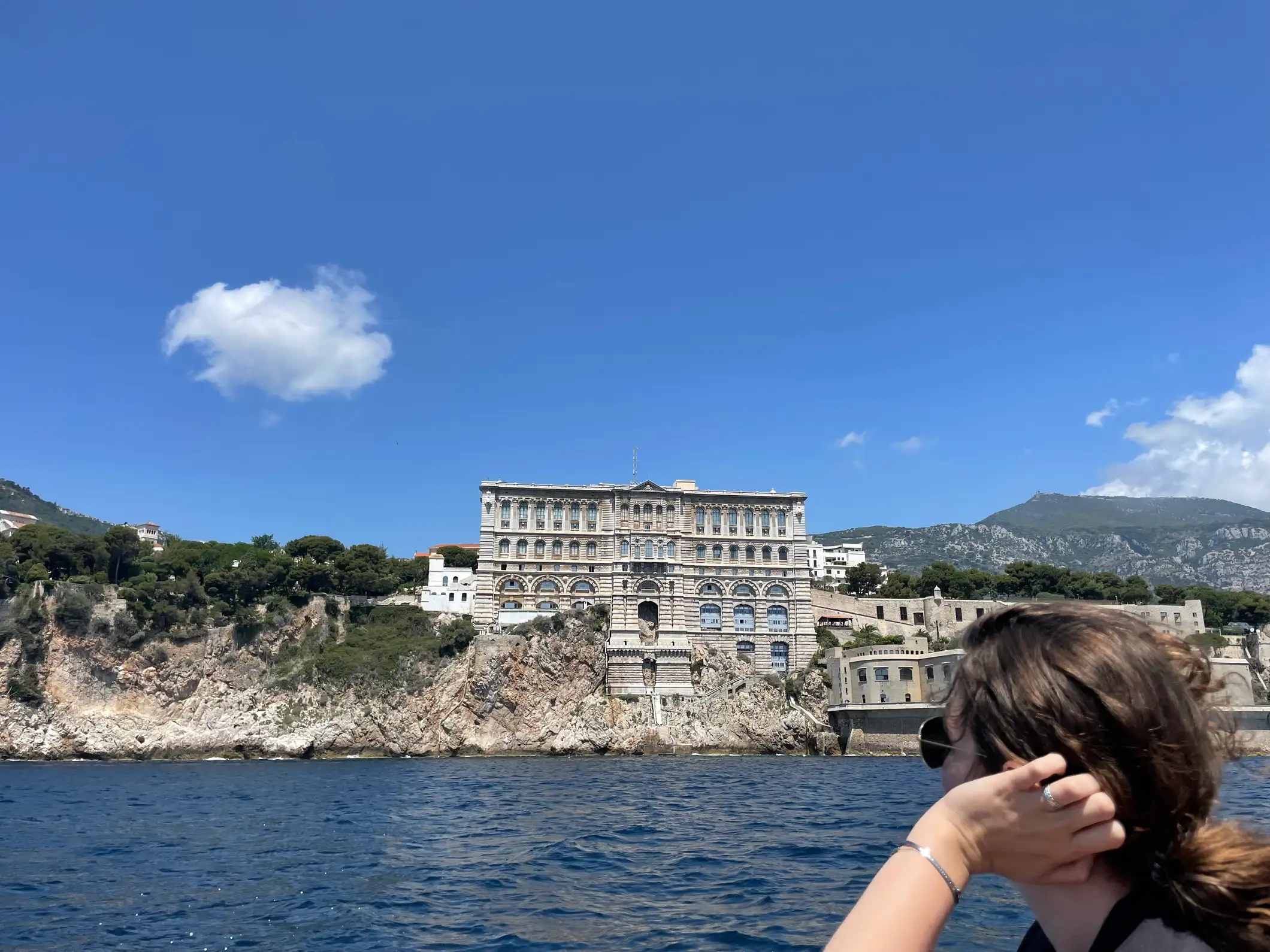 Nice : Excursion en bateau à Monaco et aux grottes de Mala avec plongée en apnée