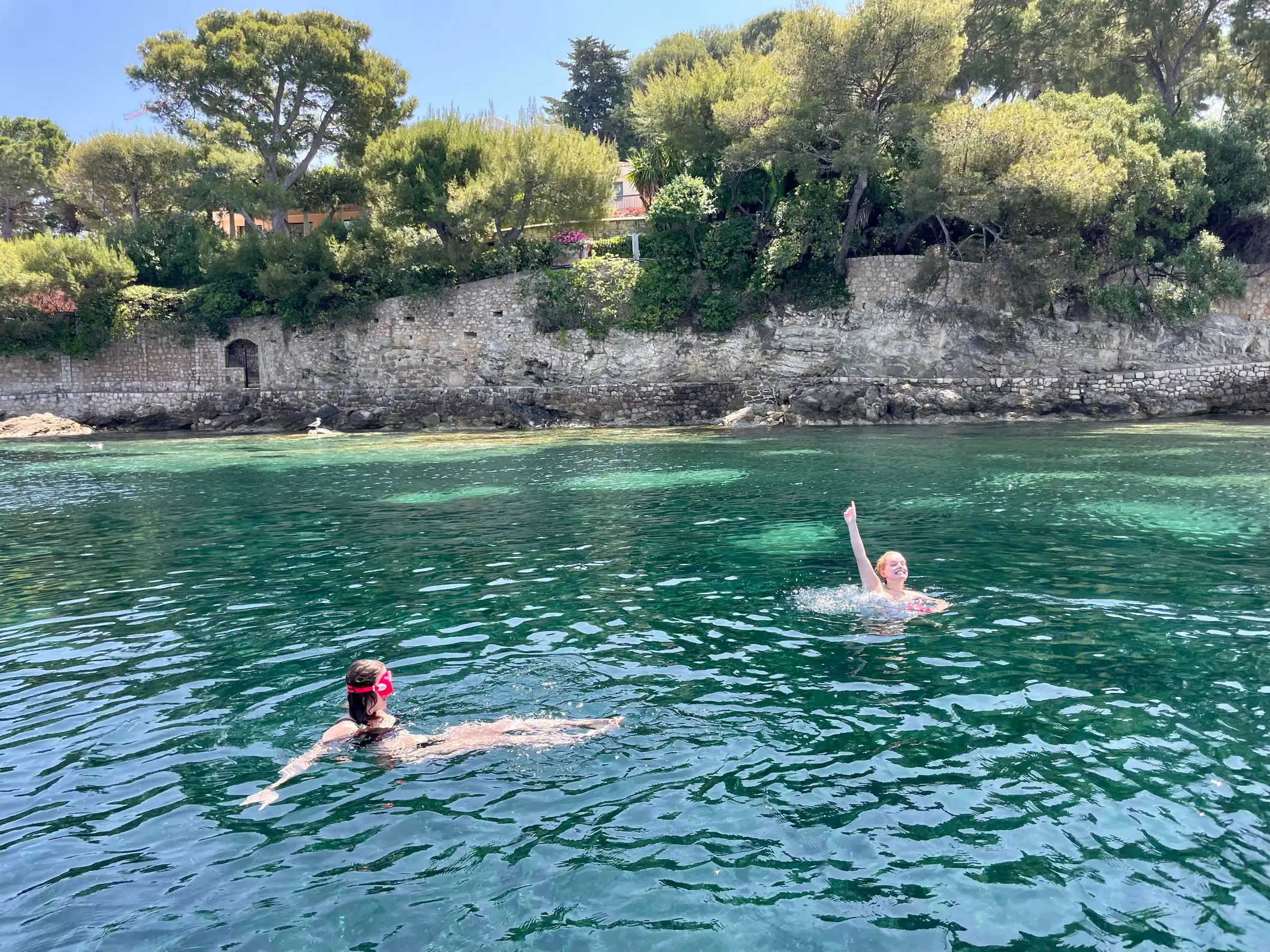 Nice : Excursion en bateau à Monaco et aux grottes de Mala avec plongée en apnée