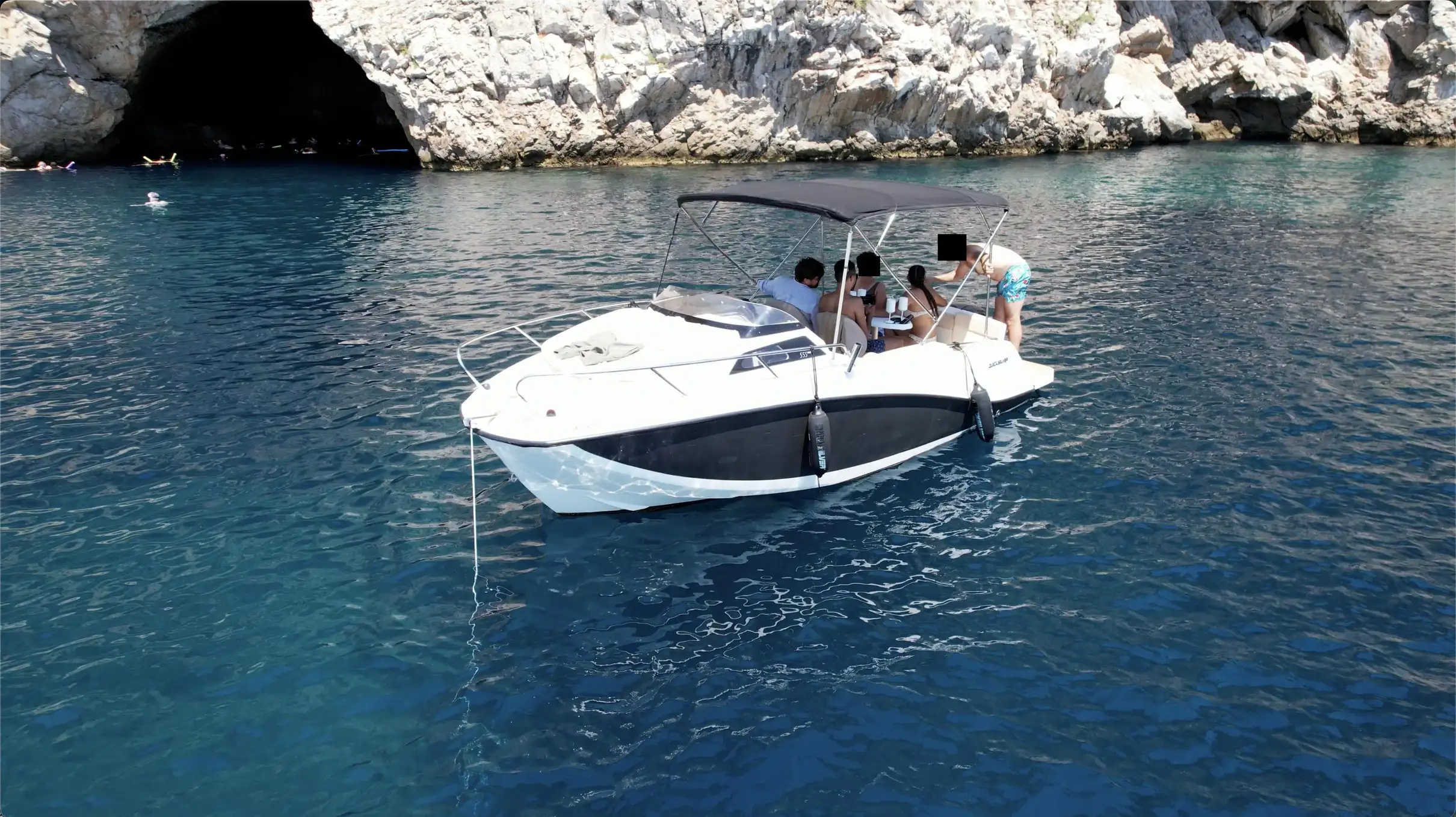 Depuis Nice : sortie en bateau privée à Monaco avec vin et escales