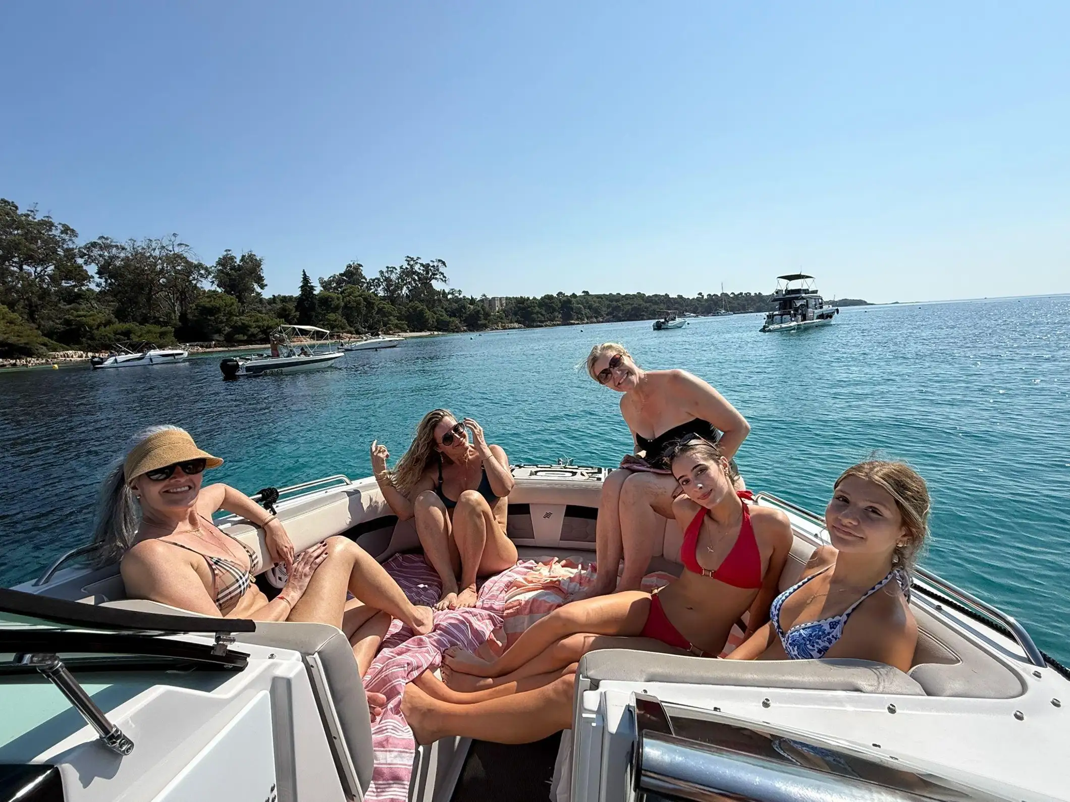 Visite privée en bateau de Cannes aux îles de Lérins - Détente et croisière