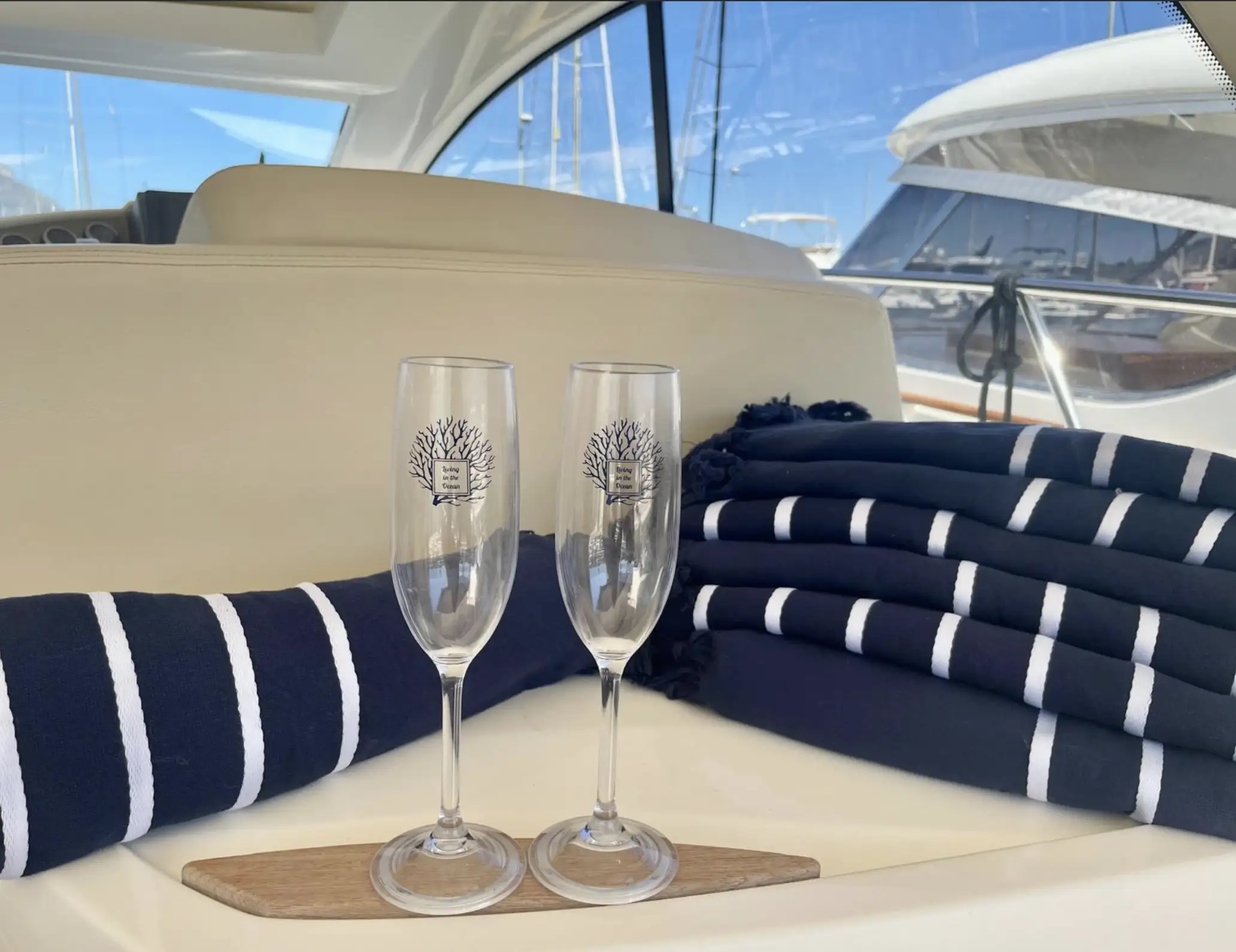 Côte d’Azur : expérience de croisière privée en yacht Prestige 38 S
