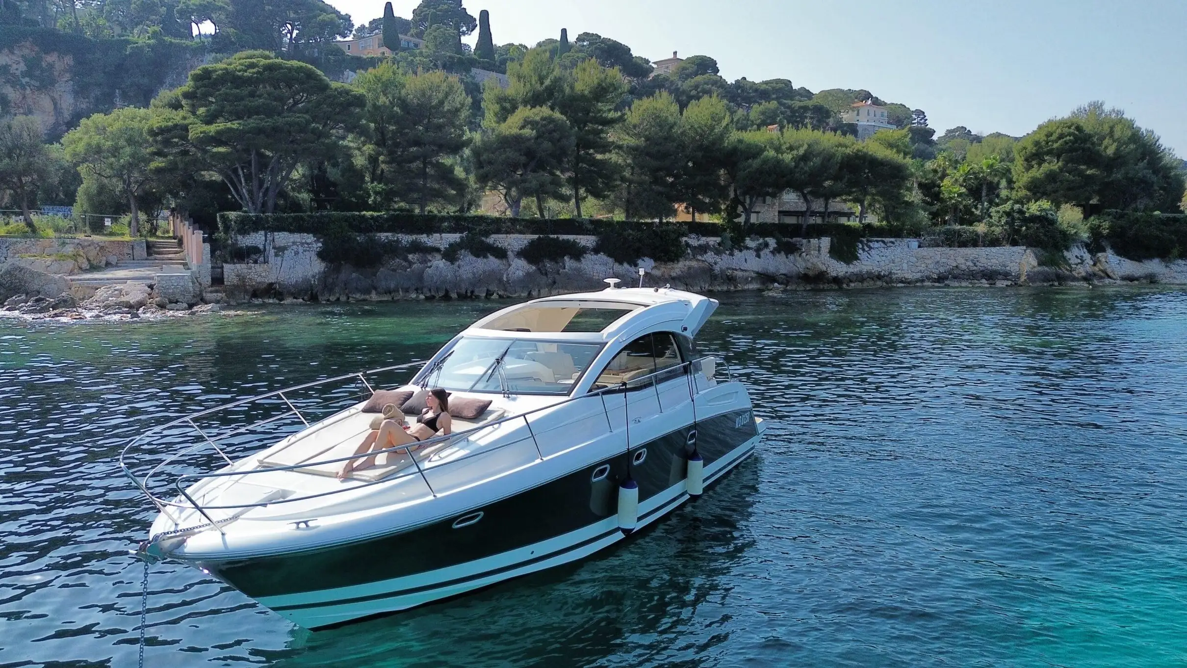 Côte d’Azur : expérience de croisière privée en yacht Prestige 38 S