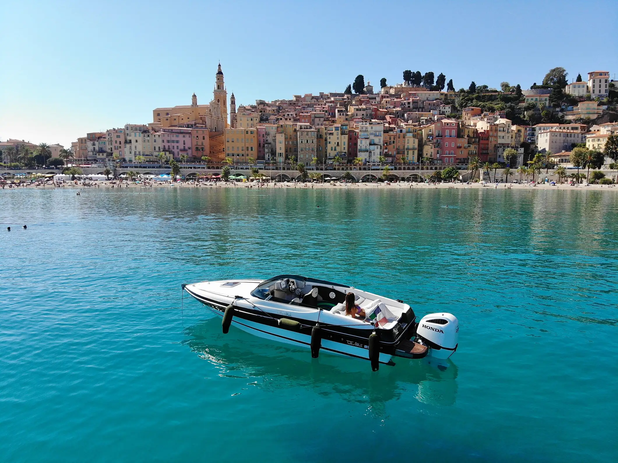 Menton : location de bateau avec skipper