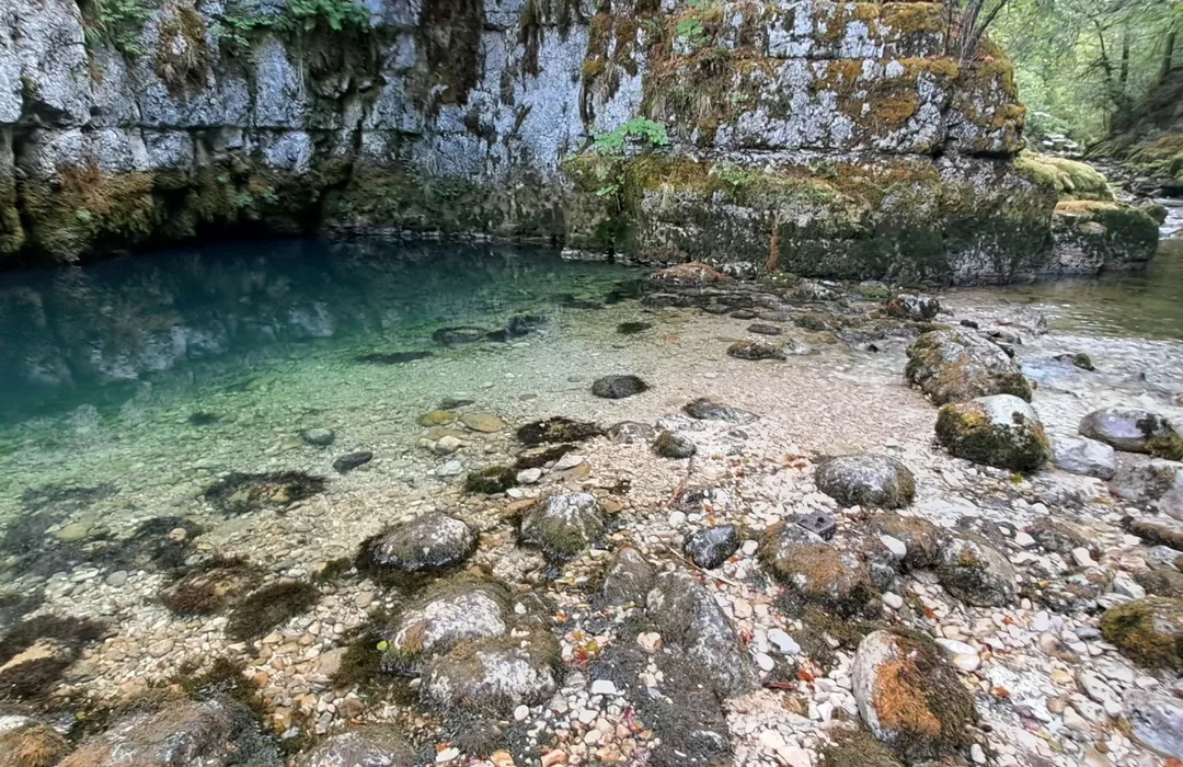 Le Trou Bleu