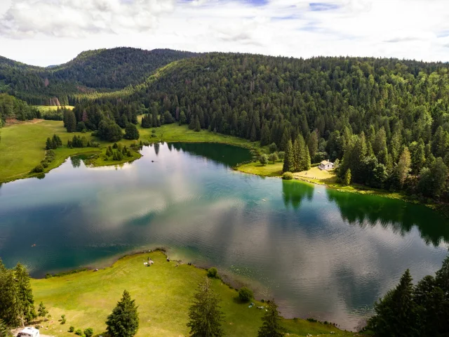lac Genin